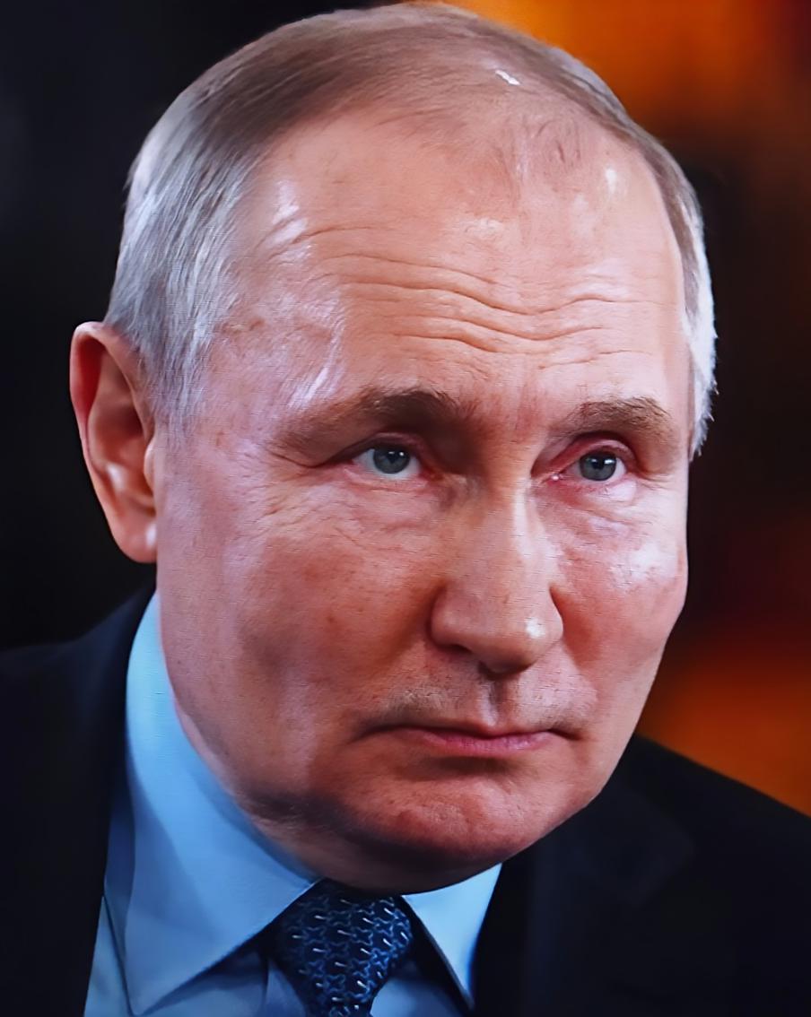 Владимир Путин поблагодарил участников освобождения Курской области из КНДР. Российский президент направил приветственную телеграмму участникам открытия Музея боевых подвигов героев зарубежной военной операции в Пхеньяне. Он также поблагодарил военных КНДР за их помощь в СВО