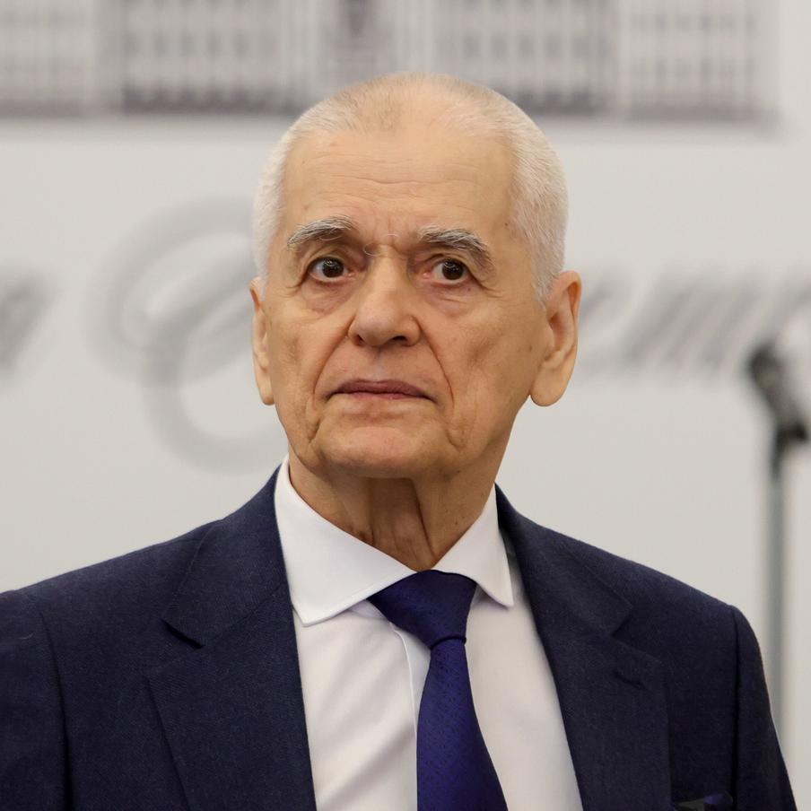 В РАН назвали наиболее смертоносные заболевания ближайших пяти лет. Сердечно-сосудистые, онкологические и эндокринные заболевания, а также грипп представляют наиболее серьёзную опасность для всего мира. Именно они вносят серьёзный вклад в человеческую смертность