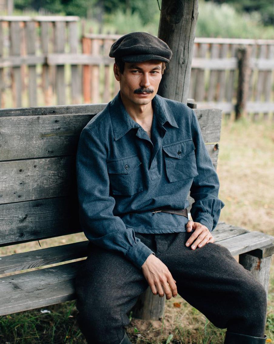 "Искал, какие привычки оставляет в человеке война": Кирилл Кузнецов про главную роль в сериале "Берега любви"