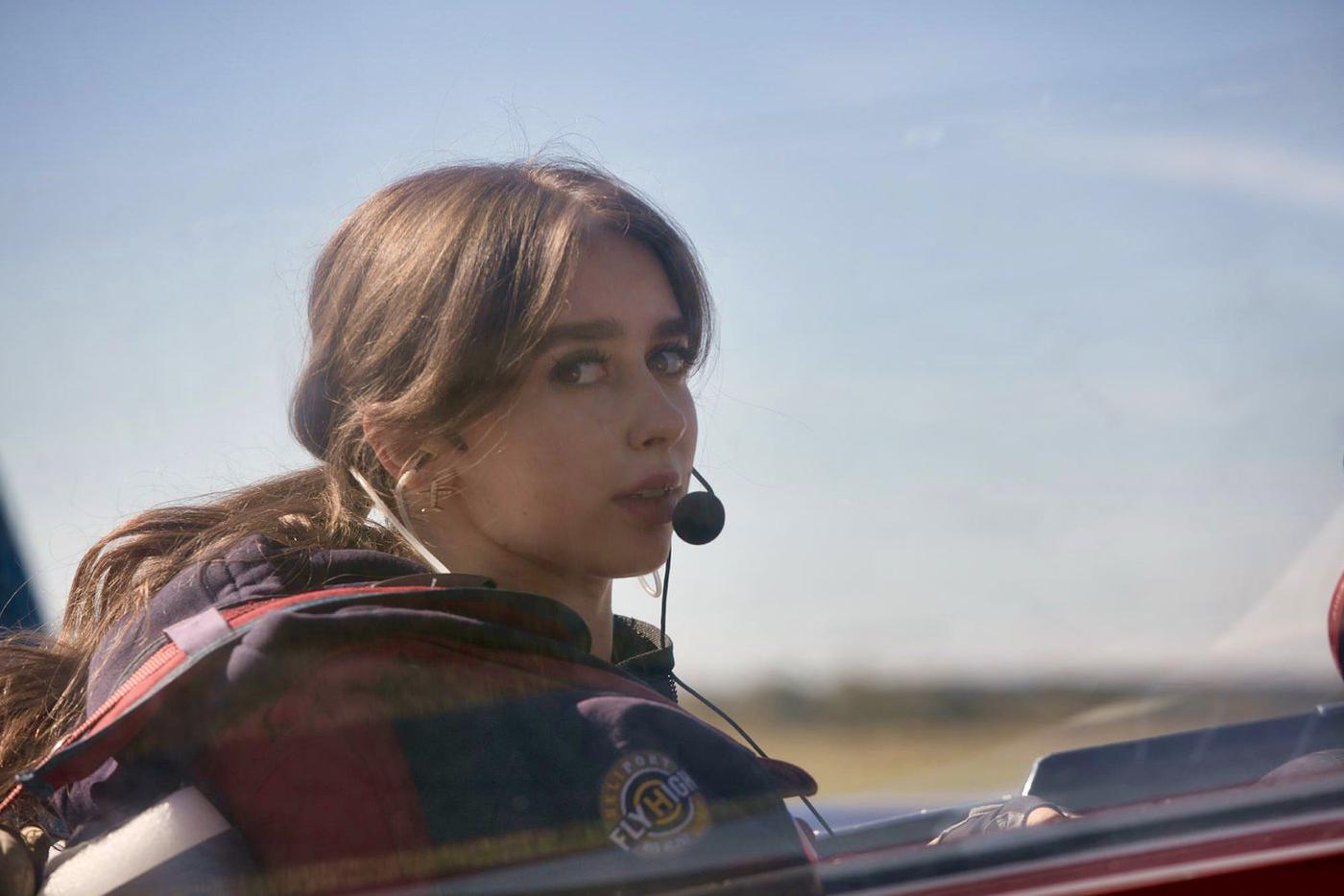 Екатерина летает на самолётах Су-29, Extra 330 и Як-52.