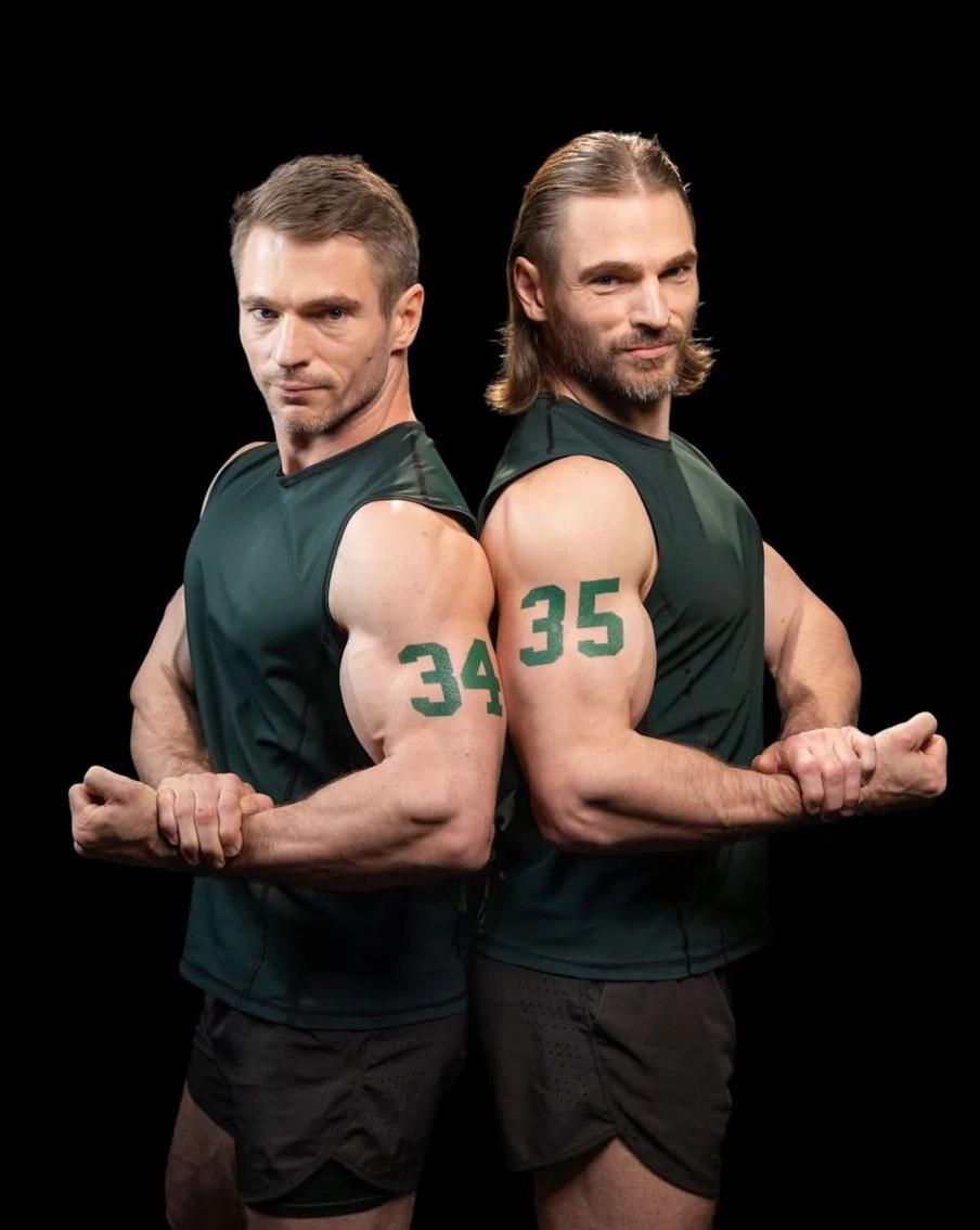 Олег Виллард (слева) и Константин Степанов – братья-близнецы.