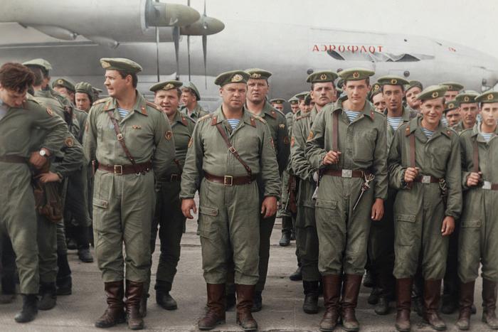 В Афгане его разведгруппа выдернула пленных из-под ножей душманов, но капитан ВДВ отказался от повышения по службе