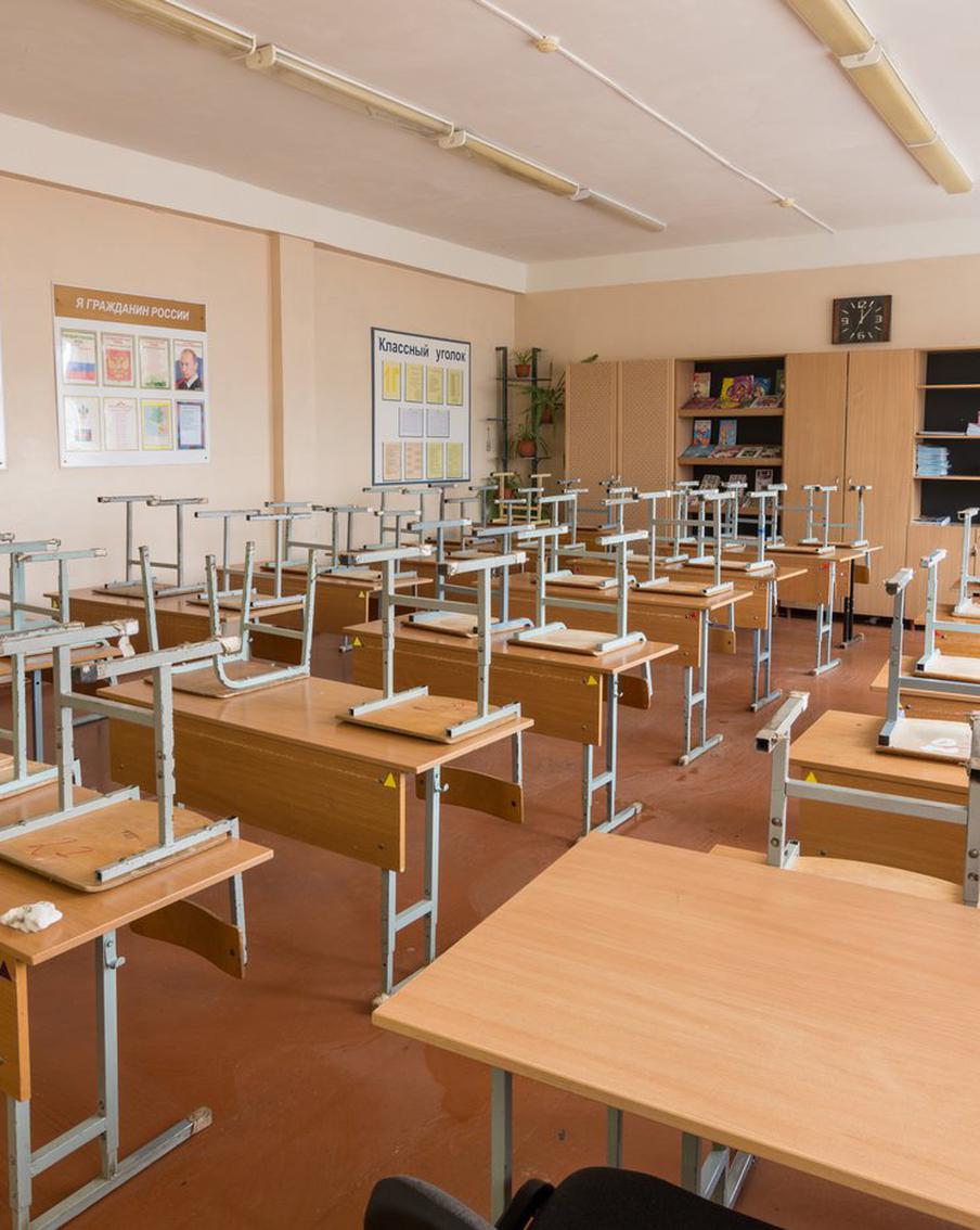 Минпросвещения назвало рекомендованные даты летних каникул. Министерство просвещения рекомендует установить летние каникулы для российских школьников с 27 мая по 31 августа. Для учащихся девятых и одиннадцатых классов окончание учебного года будет совпадать с графиком проведения основного и единого государственного экзаменов