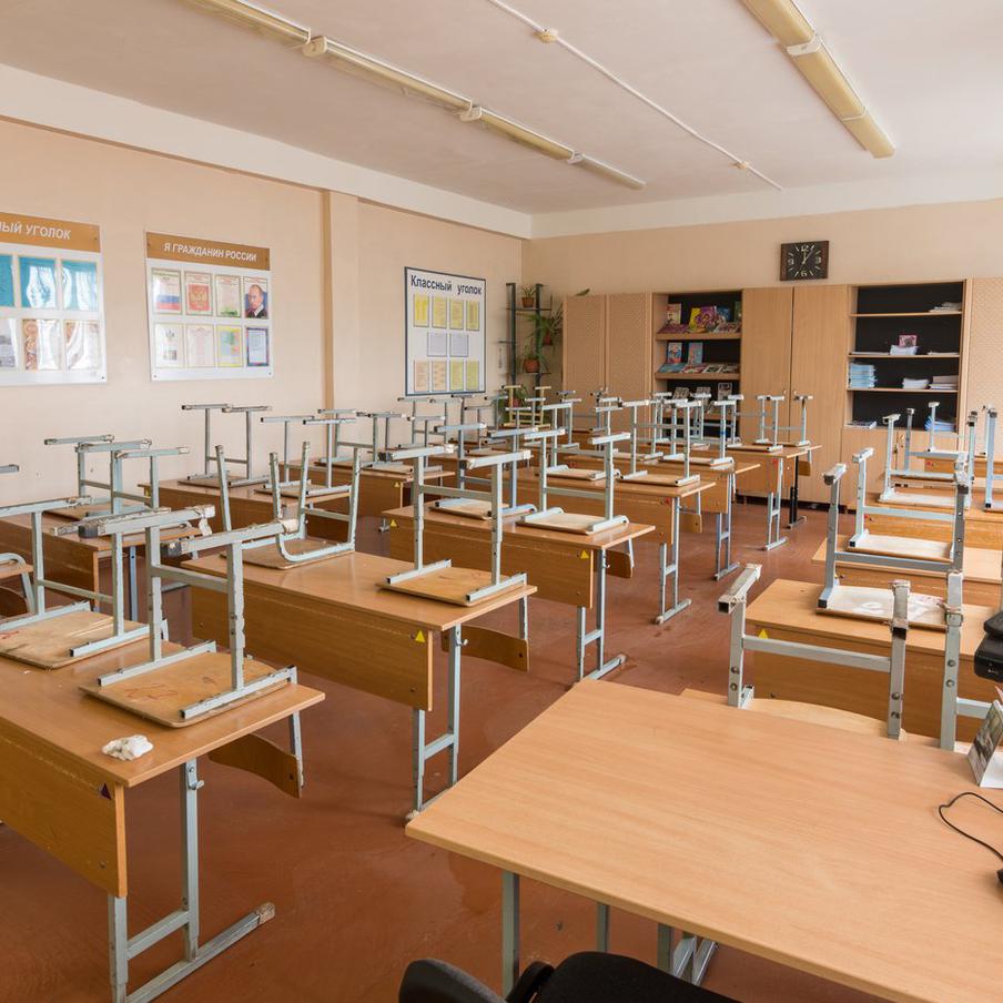 Минпросвещения назвало рекомендованные даты летних каникул. Министерство просвещения рекомендует установить летние каникулы для российских школьников с 27 мая по 31 августа. Для учащихся девятых и одиннадцатых классов окончание учебного года будет совпадать с графиком проведения основного и единого государственного экзаменов