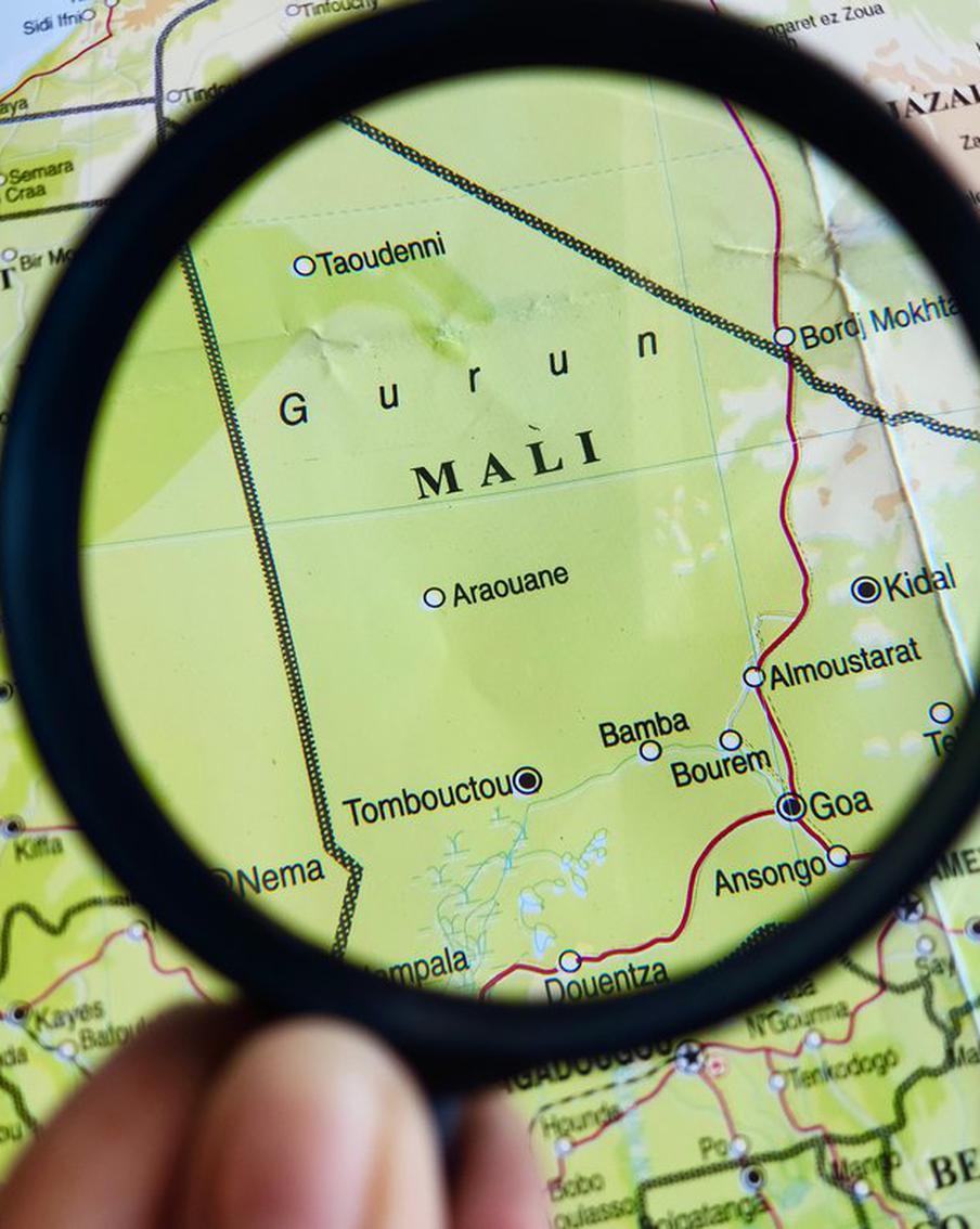 МИД РФ: "Африканский корпус" понёс потери после атаки повстанцев в Мали. Заместитель главы МИД России Георгий Борисенко, выступая на заседании комитета Совета Федерации по международным делам, сообщил о жертвах среди военнослужащих российского "Африканского корпуса" в результате недавних нападений в Мали