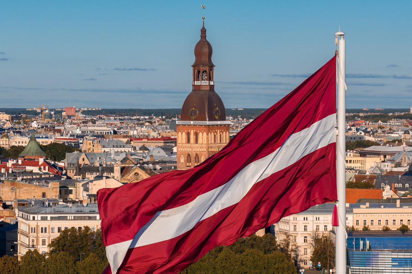 Зачем в Латвии хотят запретить русские имена и фамилии