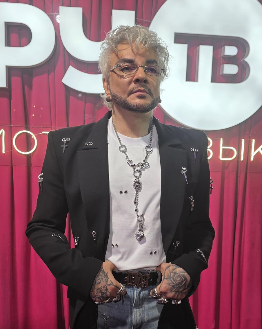 "Мы так не договаривались": звукорежиссёр врубил "фанеру" и подложил свинью Киркорову