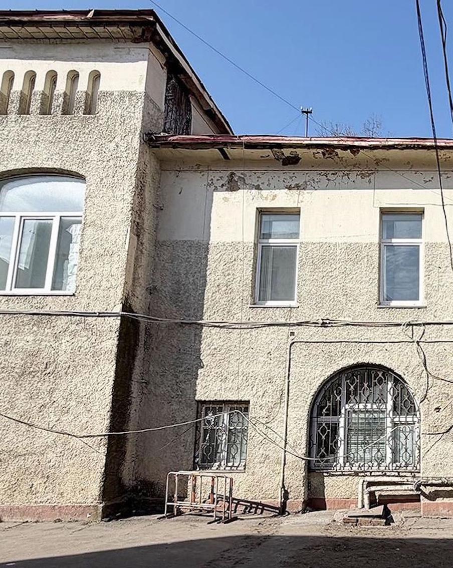 Столетняя записка и замурованная печь: какие тайны из прошлого хранят столичные дома