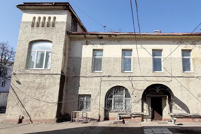 Столетняя записка и замурованная печь: какие тайны из прошлого хранят столичные дома