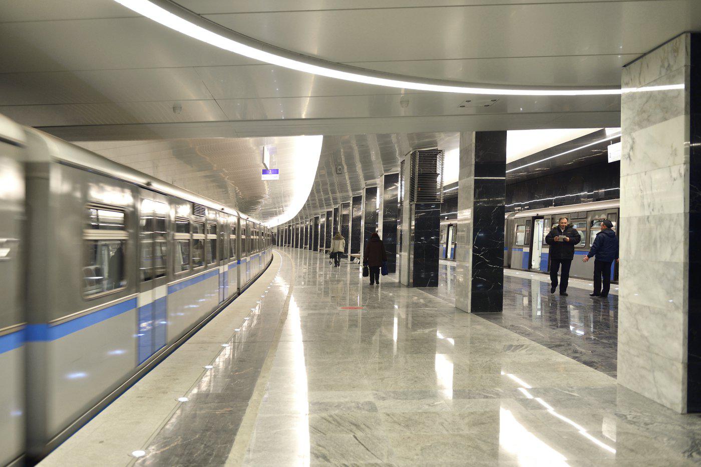С 30 апреля по 8 мая будет закрыт участок метро между станциями "Строгино" и "Пятницкое шоссе"