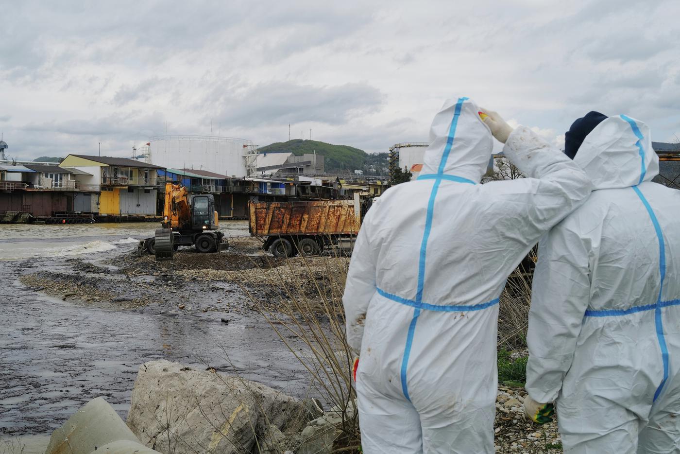 Режим ЧС регионального уровня: что происходит в Туапсе после очередной атаки дронов ВСУ