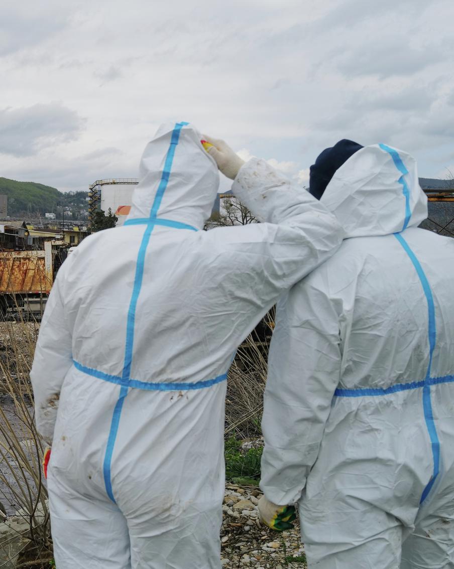 Туапсе тонет в нефти после атаки ВСУ на нефтепорт