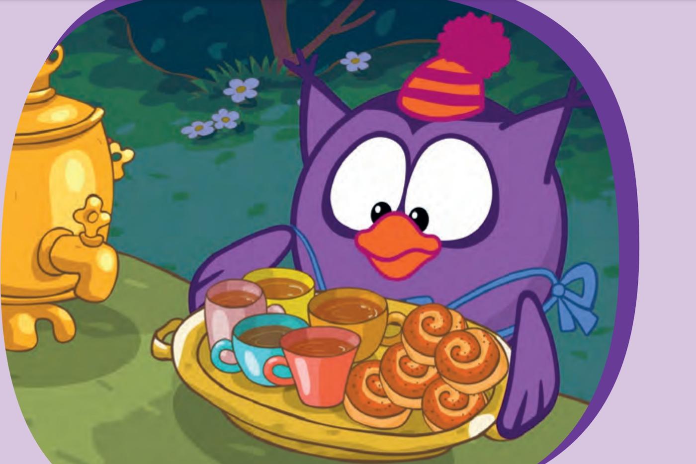 Совунья угощала героев синнабонами.