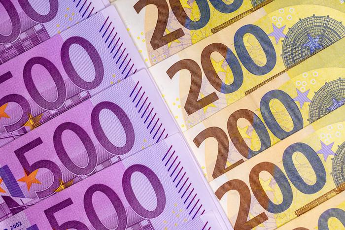 На Западе назвали переломным моментом выделение ЕС кредита Украине