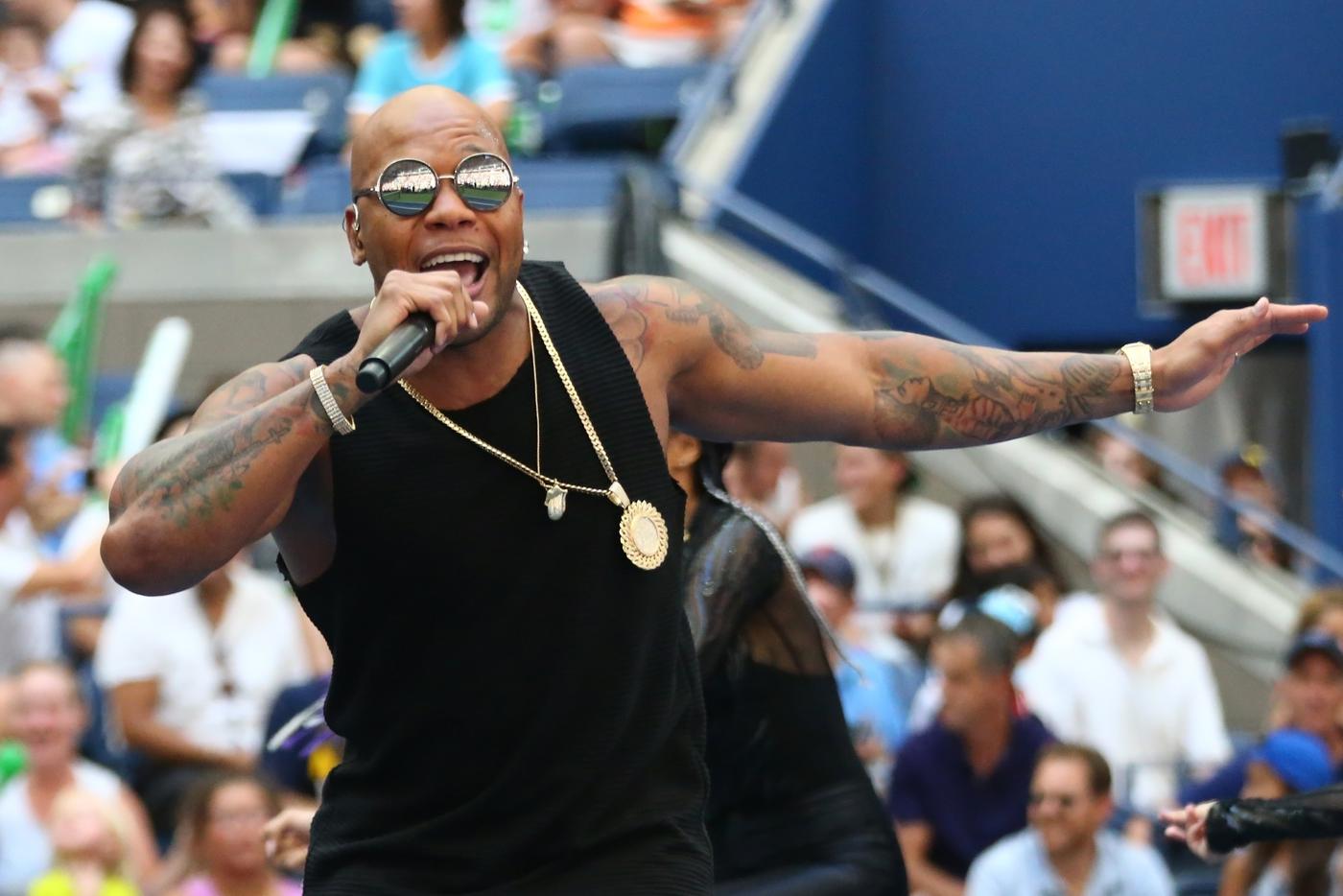 Рэпер Flo Rida обязался вернуться в Россию с новыми выступлениями после завершения тура