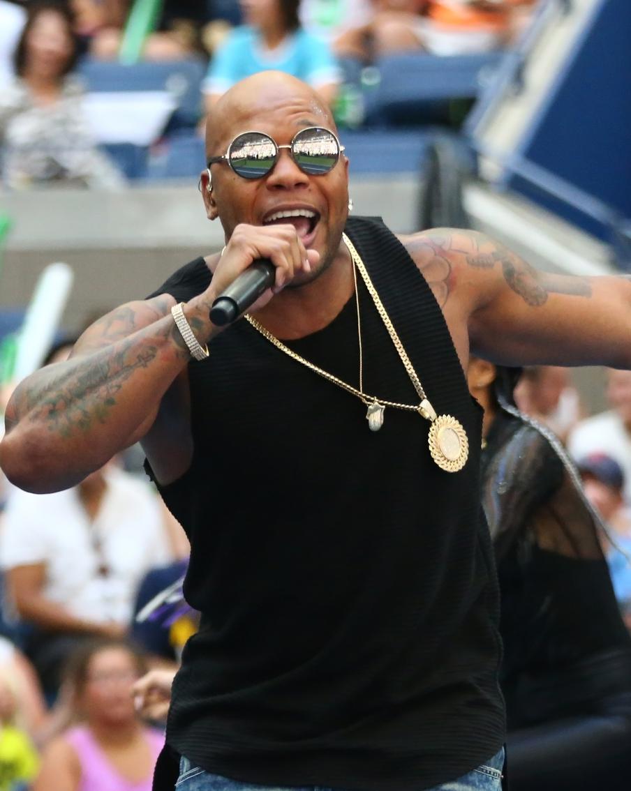 Рэпер Flo Rida обязался вернуться в Россию с новыми выступлениями после завершения тура