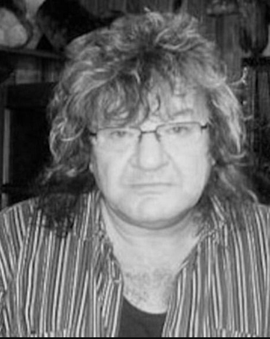 Умер бывший солист рок-группы "Земляне"
