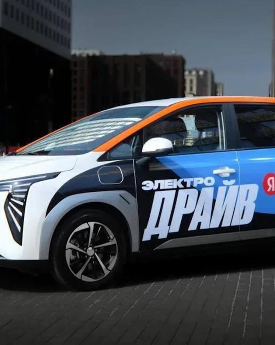 Столичные автопарки пополнились новыми электромобилями