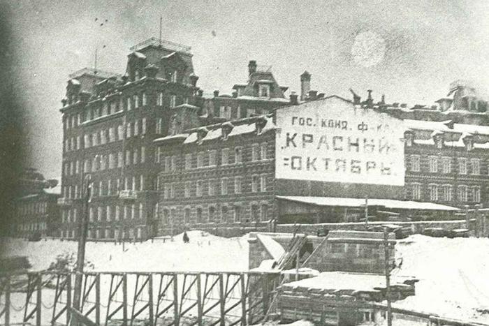 Спрятали целый завод и изобрели сотню рецептов шоколада: подвиги московских предприятий ради Победы