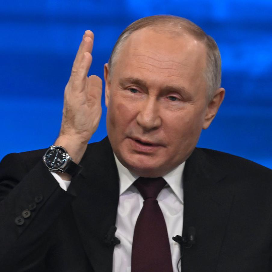 Путин высмеял попытки европейских властей помешать Фицо попасть в Москву. Российский лидер с юмором отреагировал на те препоны, которые пытались учинить словацкому премьер-министру Роберту Фицо европейские власти на его пути в Москву