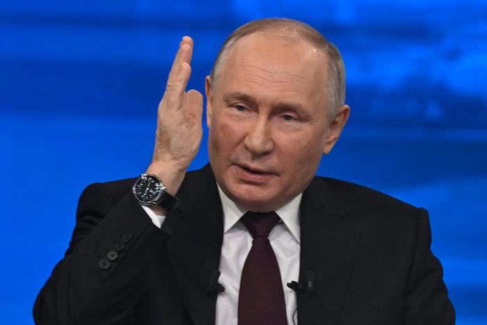 Российский президент высмеял нелепые попытки властей ЕС воспрепятствовать визиту Фицо в Москву