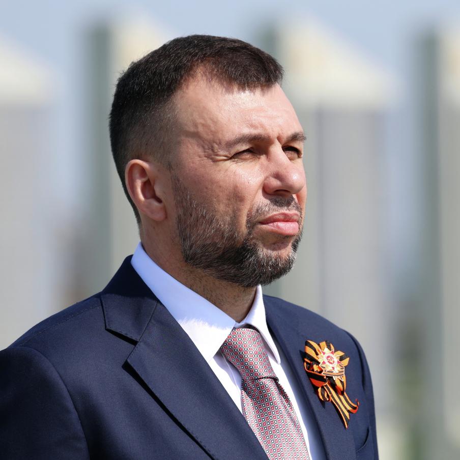 Глава ДНР Пушилин заявил, что пока бунт населения на Украине невозможен. Руководитель одного из новых регионов России подчеркнул, что в данный момент украинцы пока не готовы свергнуть Владимира Зеленского, несмотря на действия властей