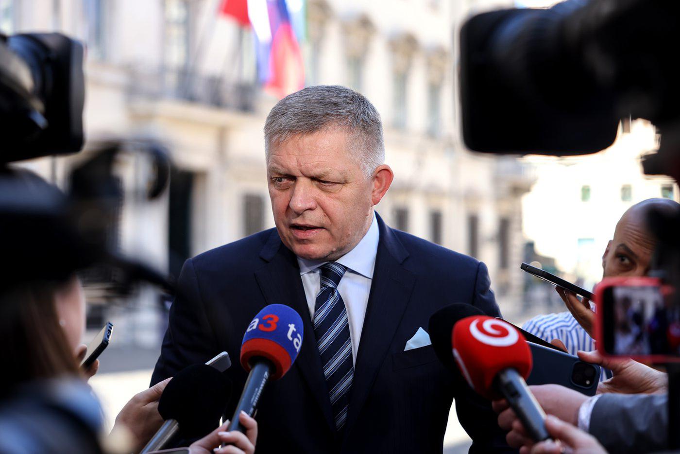 Фицо заявил, что политики из ЕС скоро будут звонить ему с вопросами о Путине