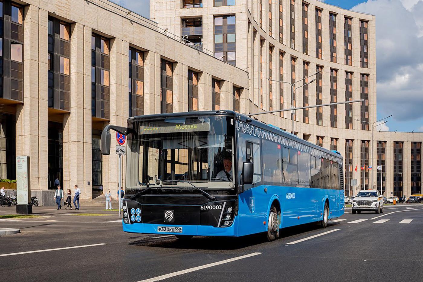 278 новых автобусов коммерческих перевозчиков выйдут на улицы столицы в мае