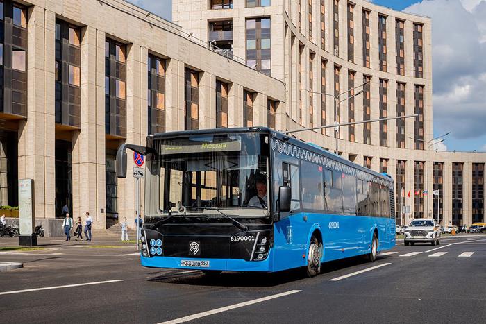 278 новых автобусов коммерческих перевозчиков выйдут на улицы столицы в мае