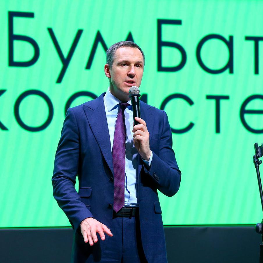ТАСС узнал об обвинении уехавшего из России замминистра в мошенничестве. Бывший заместитель министра экологии и природных ресурсов России Денис Буцаев стал фигурантом уголовного дела по обвинению в мошенничестве в особо крупном размере. Об этом сообщило агентство ТАСС, ссылаясь на правоохранительные органы