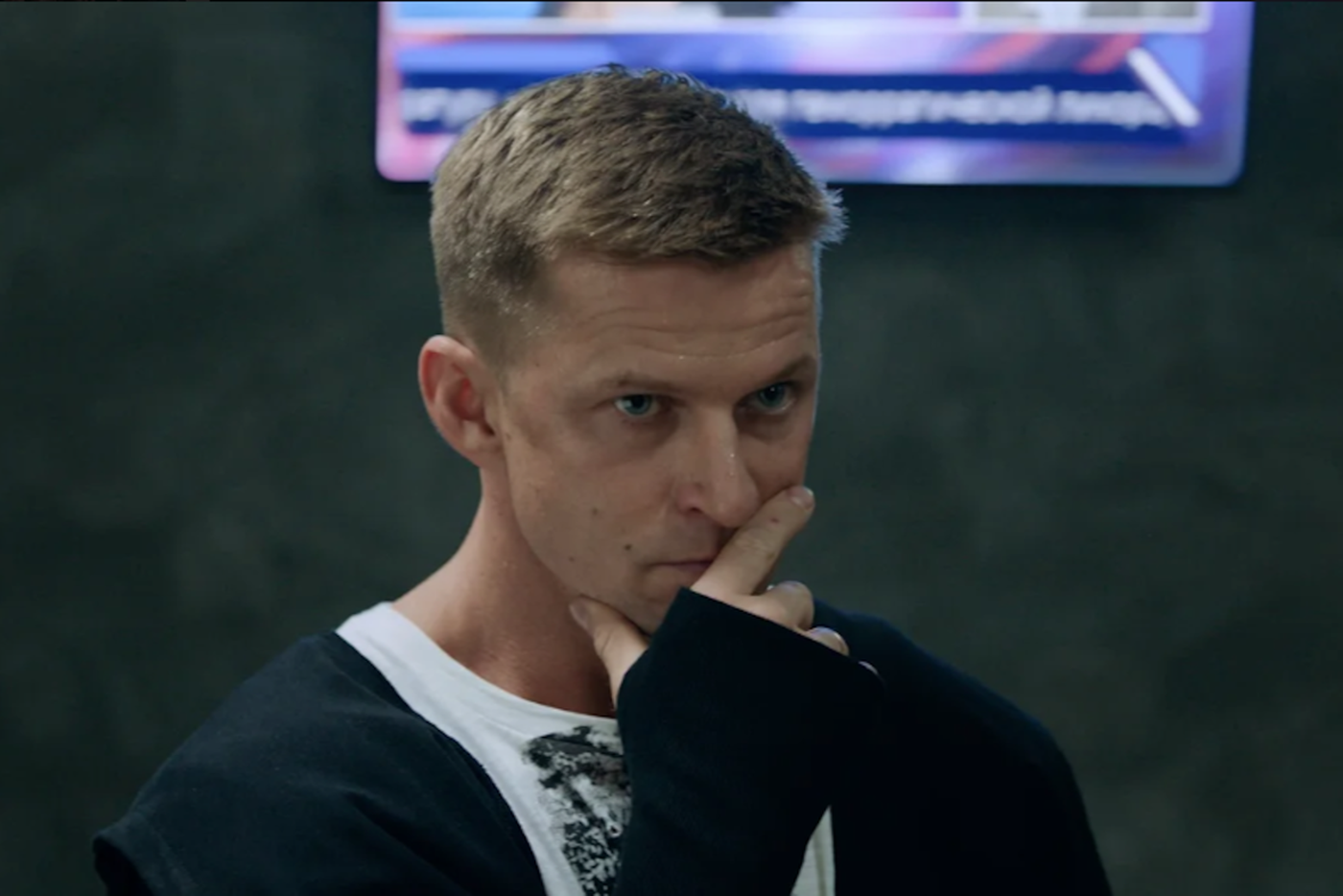 Триллер "Аэропорт": из "Мышеловки" XXI века найти выход могут только блогеры