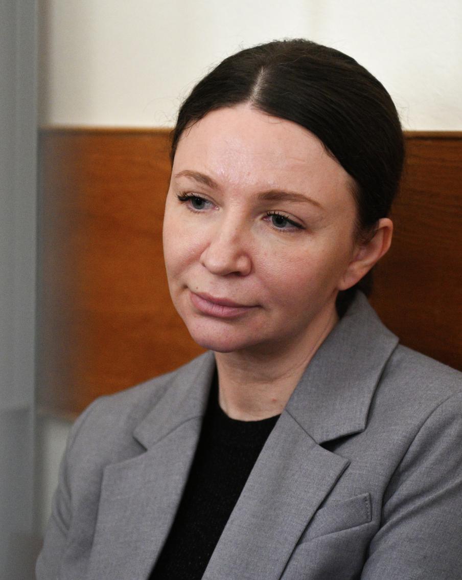 С рыбной фермы Елены Блиновской планируют взыскать более 61 миллиона рублей. Финансовый управляющий блогера Мария Ознобихина обратилась в Арбитражный суд Москвы с требованием оспорить серию крупных сделок. Речь идёт о возврате многомиллионных сумм из вологодской компании в общую конкурсную массу для постепенного погашения налоговых долгов