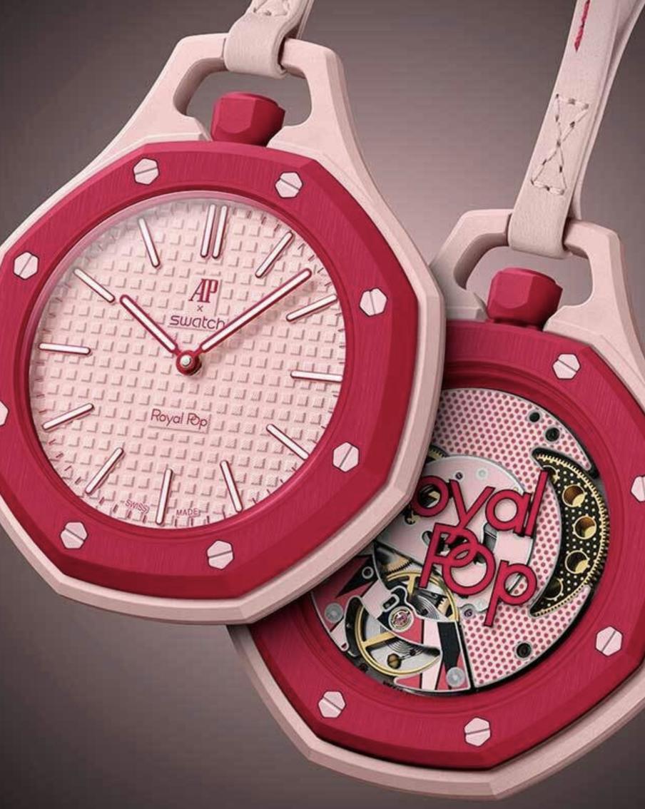 Swatch и Audemars Piguet выпустили карманные часы на шнурке и разозлили соцсети: что происходило в мире моды и красоты на этой неделе