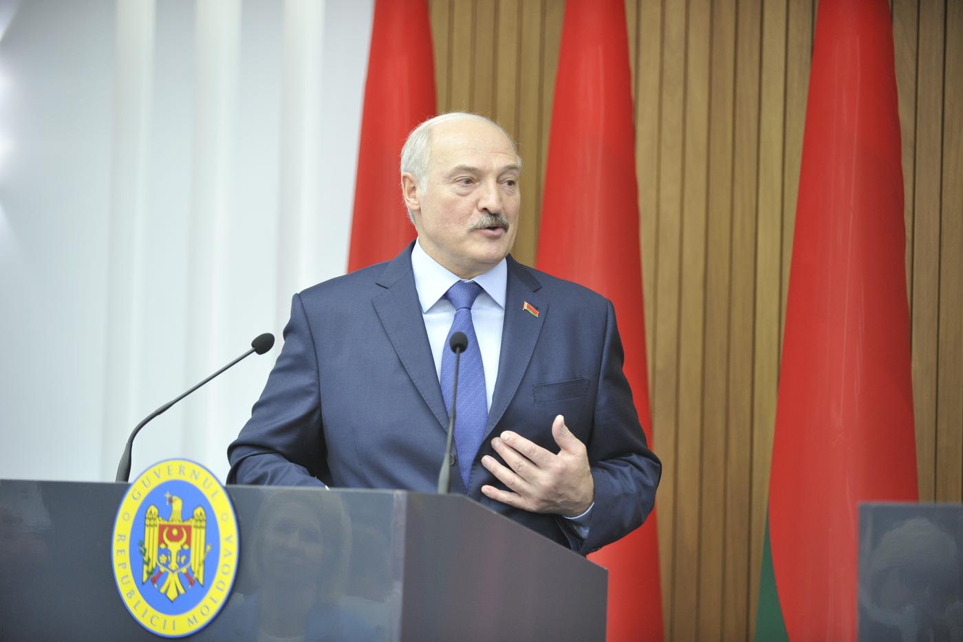 Лукашенко поблагодарил США за оказываемую Белоруссии гуманитарную помощь