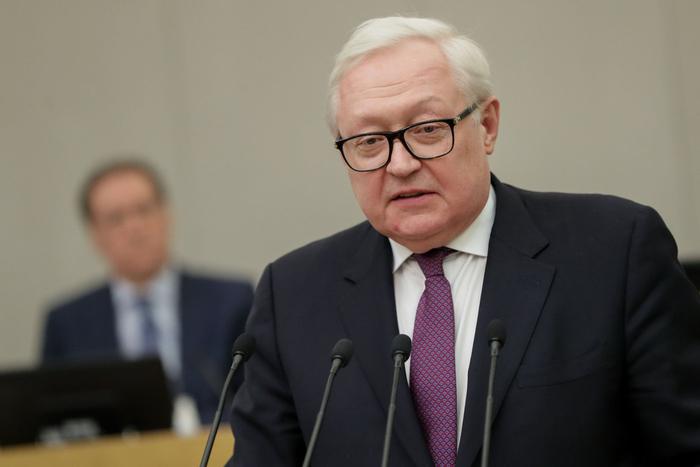 Рябков заявил об интенсивных контактах РФ и США на уровне администраций