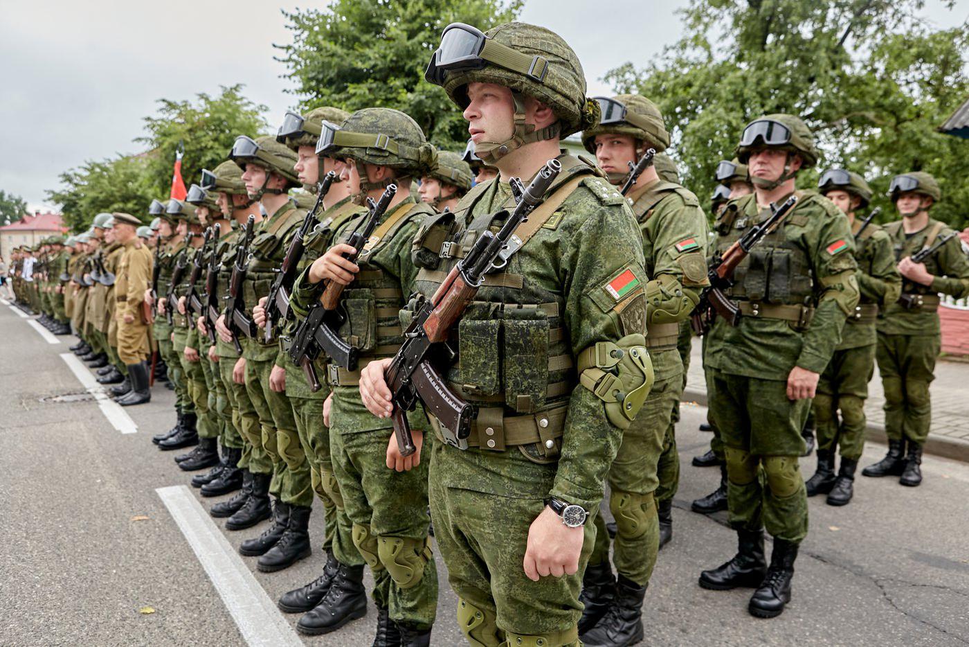 В Белоруссии началась тренировка воинских частей боевого применения ядерного оружия