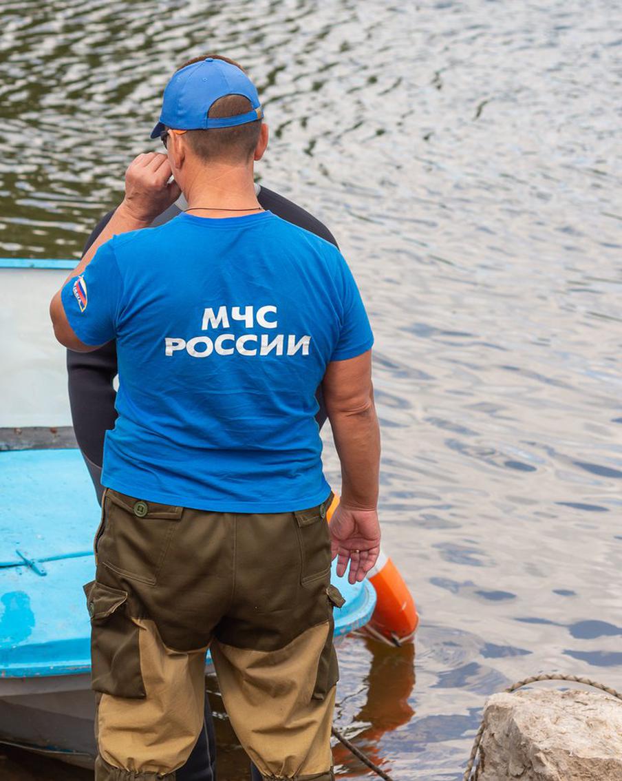 ТАСС: названа возможная причина опрокидывания лодки на Байкале. По предварительным данным, причиной опрокидывания аэролодки на Байкале стало превышение допустимой нормы пассажиров