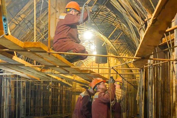Эксперт оценил мастерство метростроителей при создании станции "Достоевская"