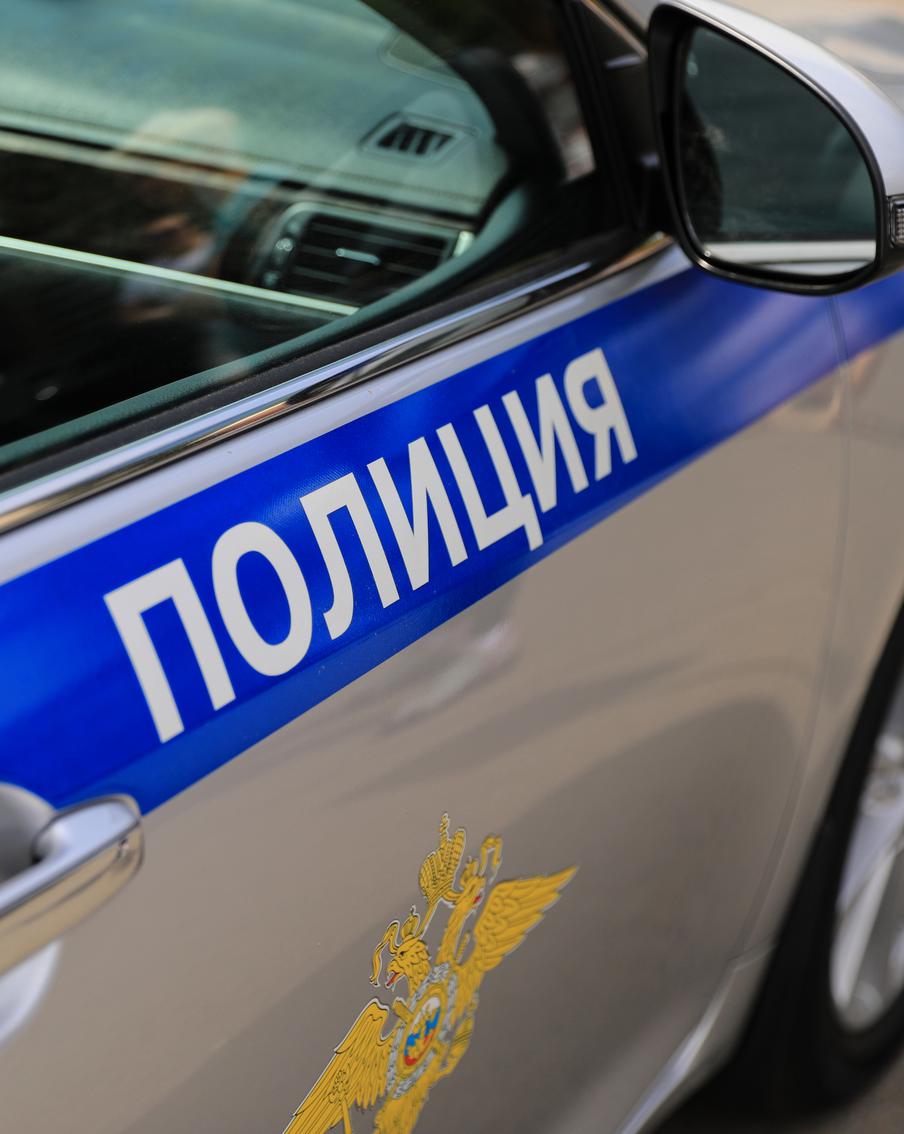 В Москве бесследно пропал популярный стример Иван Insider. Российского стримера уже неделю ищут в столице после того, как он пропал незадолго до своего вылета в Сербию. Вместе с ним исчезла супруга мужчины