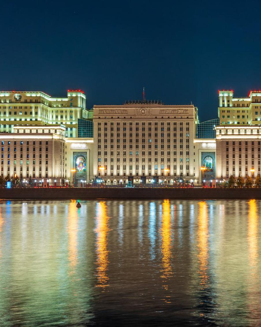 Генерал-полковник МВД Виталий Шулика занял пост замглавы Минобороны. Как сообщил источник РБК, близкий к Министерству обороны, Олег Савельев покинул пост заместителя министра обороны в связи с переходом на другую работу. В этой должности он руководил аппаратом Минобороны