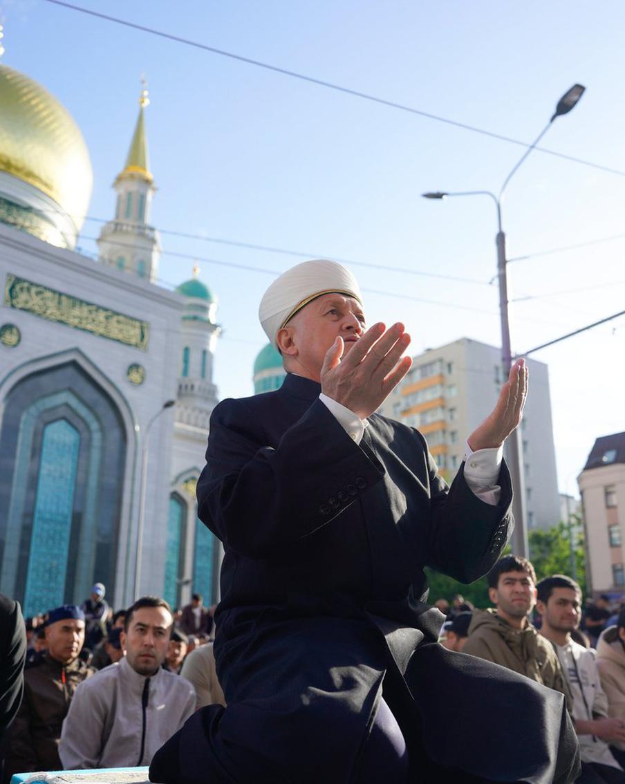 200 000 человек на молитву: где в Москве отмечают Курбан-байрам, неизвестные факты