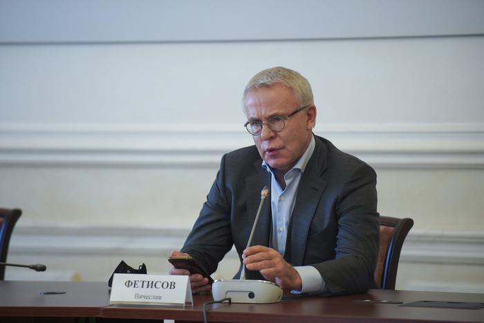 Майоров и Фетисов объяснили, почему сборную ещё не вернули на международные турниры
