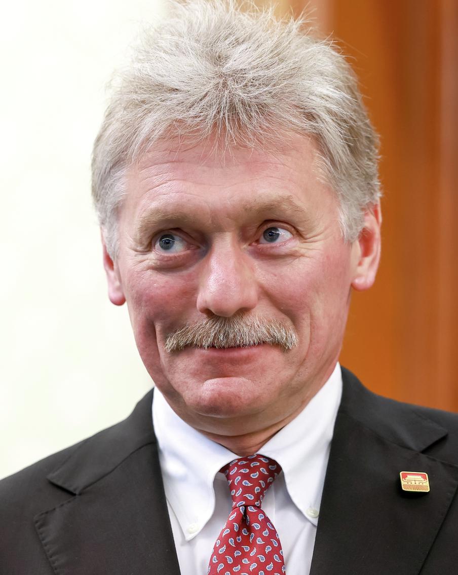 Дмитрий Песков: Европа не может выступать посредником в переговорах с Украиной. Причина, по его словам, заключается в том, что Европа является полноправным участником конфликта, поддерживая Киев, а оружие ЕС прямо сейчас применяется против России