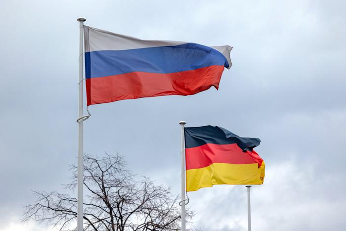 Замглавы МИД РФ: диалог России и ФРГ находится на уровне "ниже плинтуса"