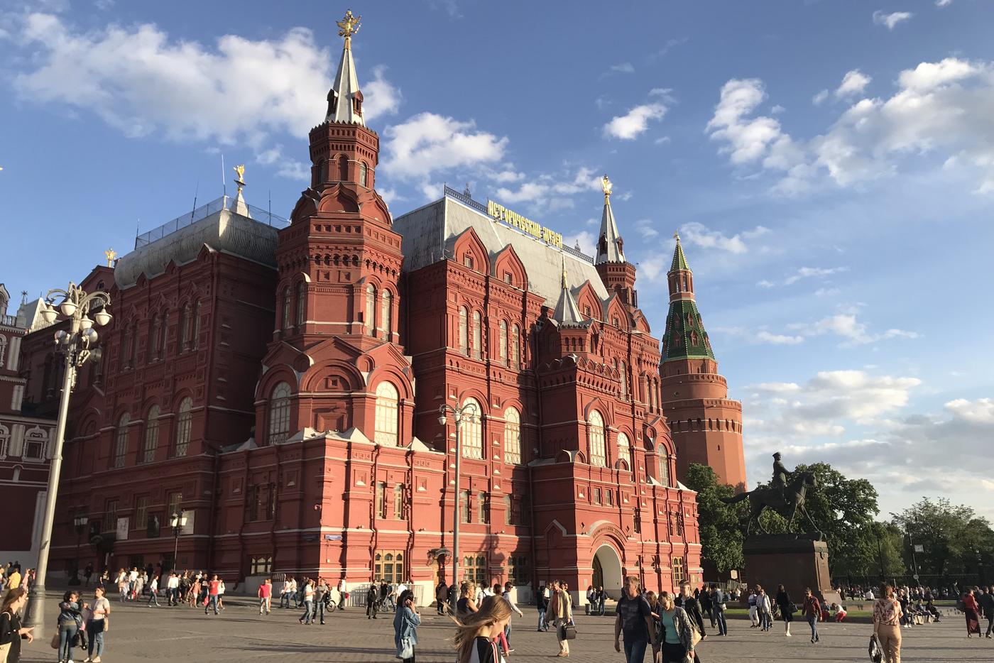 Погода в Москве удивит горожан аномальным теплом и солнцем в предстоящие выходные