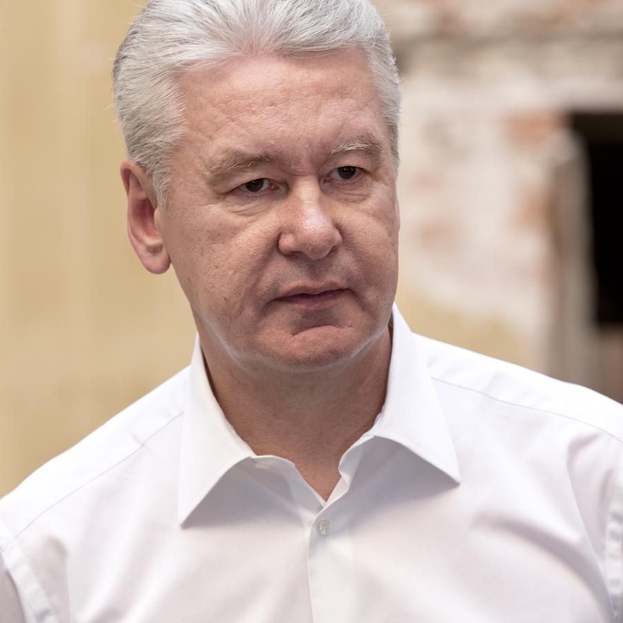 Собянин: силы ПВО уничтожили ещё один беспилотник на подлёте к Москве. Дежурные расчёты российской ПВО превосходно сработали: уже третий дрон ВСУ, пытавшийся прорваться к Москве, обнаружен и ликвидирован