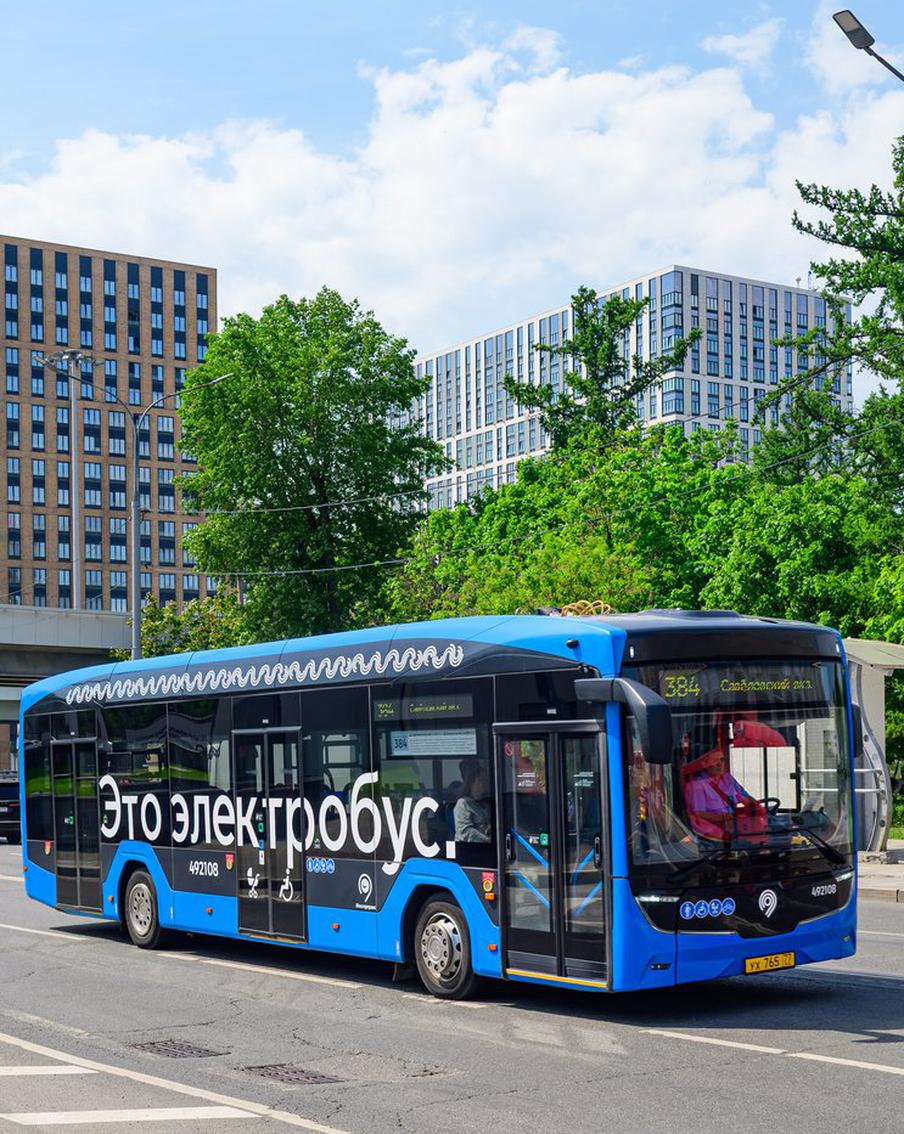 В 10 округах Москвы заработали 14 маршрутов наземного транспорта до учебных заведений