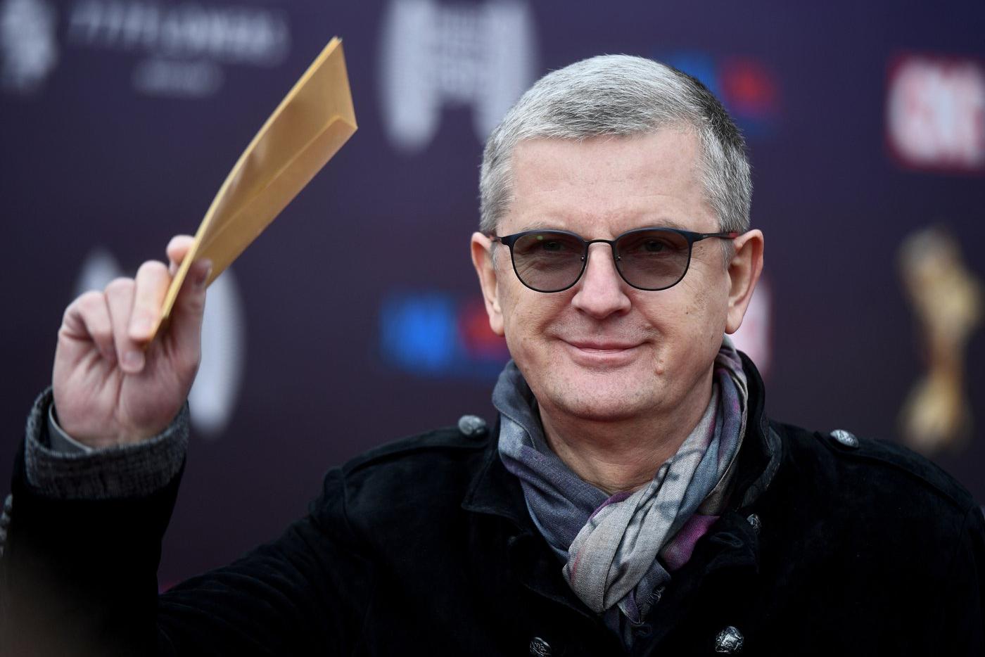 Глава Дирекции музыкального вещания телекомпании, продюсер Юрий Аксюта.