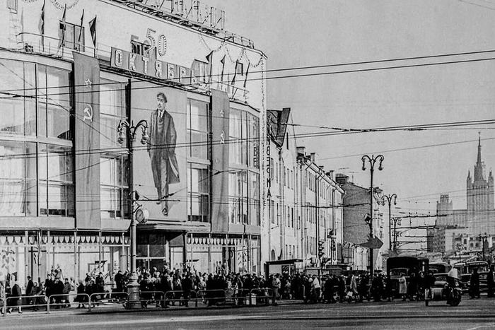 Раздел "Культурное наследие" стал доступен в городском медиабанке "Мосфото"