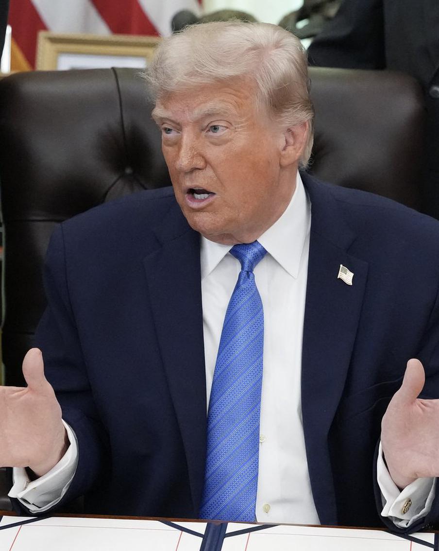 Стала известна тема переговоров руководства Евросоюза с Трампом на саммите G7. Руководители "евротройки" намерены добиваться от России согласия на незамедлительное прекращение огня по текущей линии боевого соприкосновения, а также на получение Украиной надёжных гарантий безопасности
